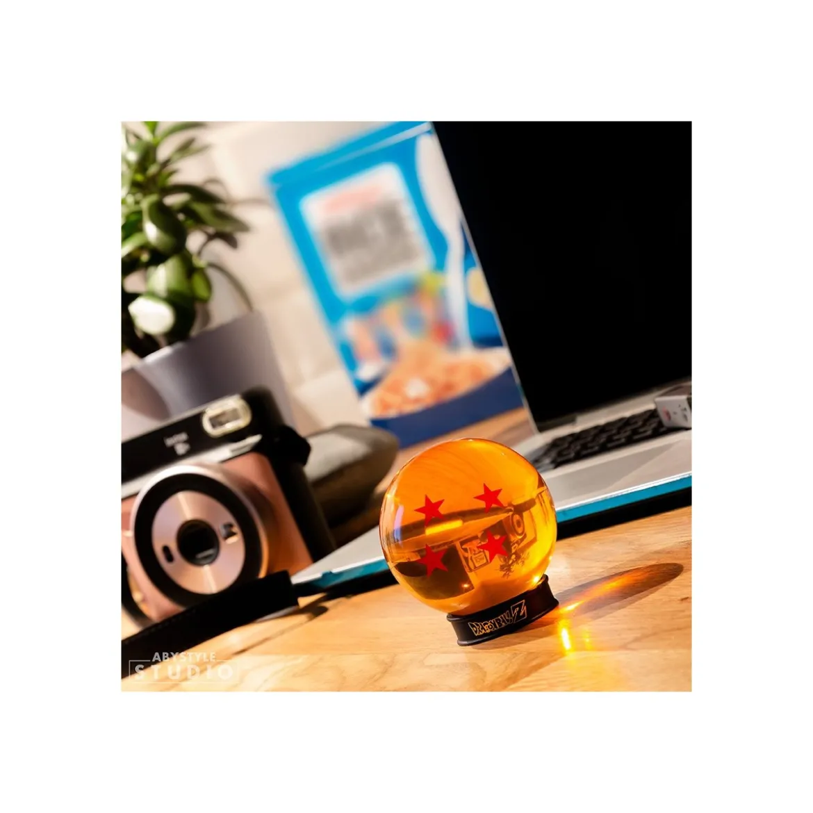 ABYstyle - Dragon Ball Z - DRAGON BALL - Boule de cristal 4 étoiles 75 mm + socle