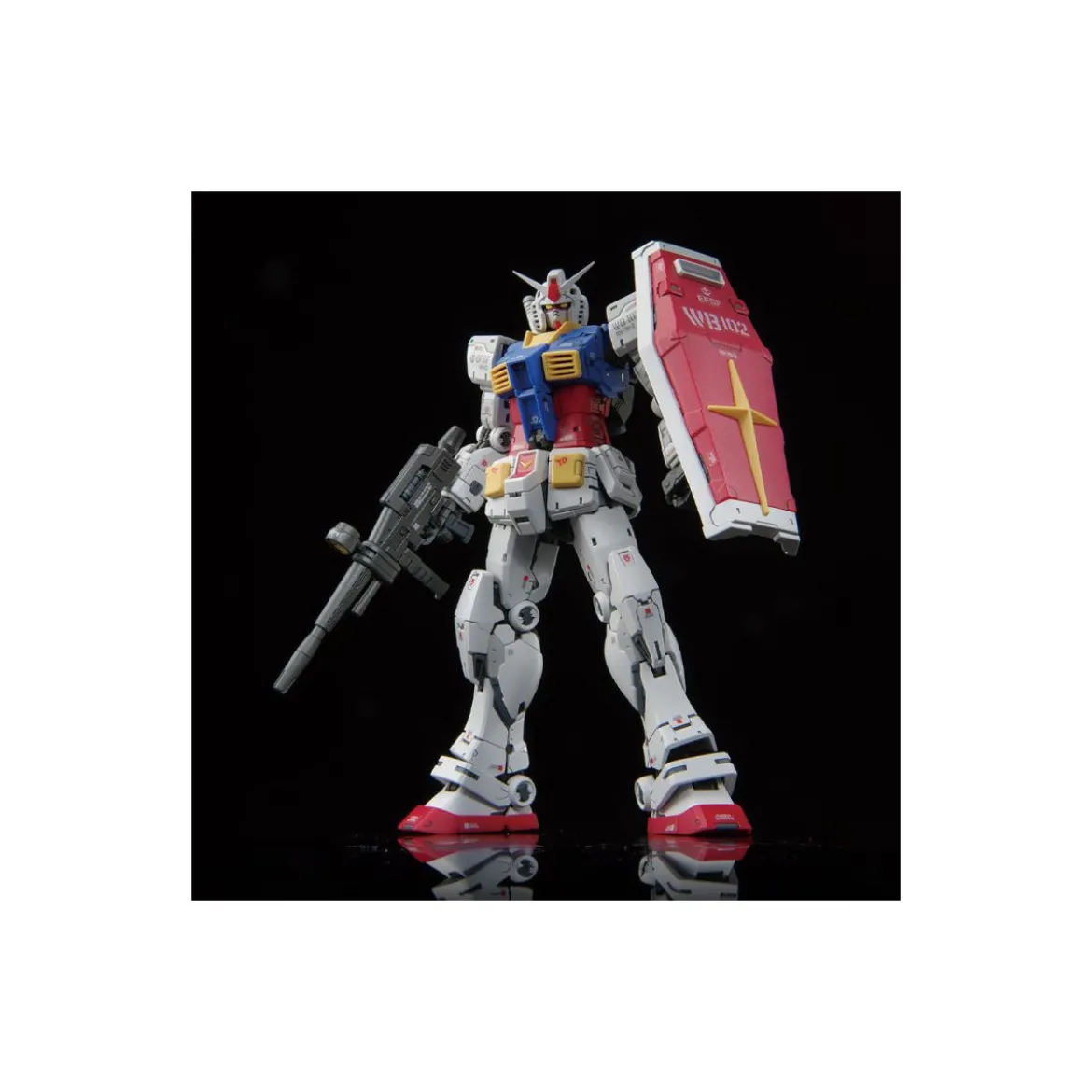 Bandai - Gunpla - 1/144 RG - RX-78-2 GUNDAM VER 2.0 - Mobile Suit Gundam