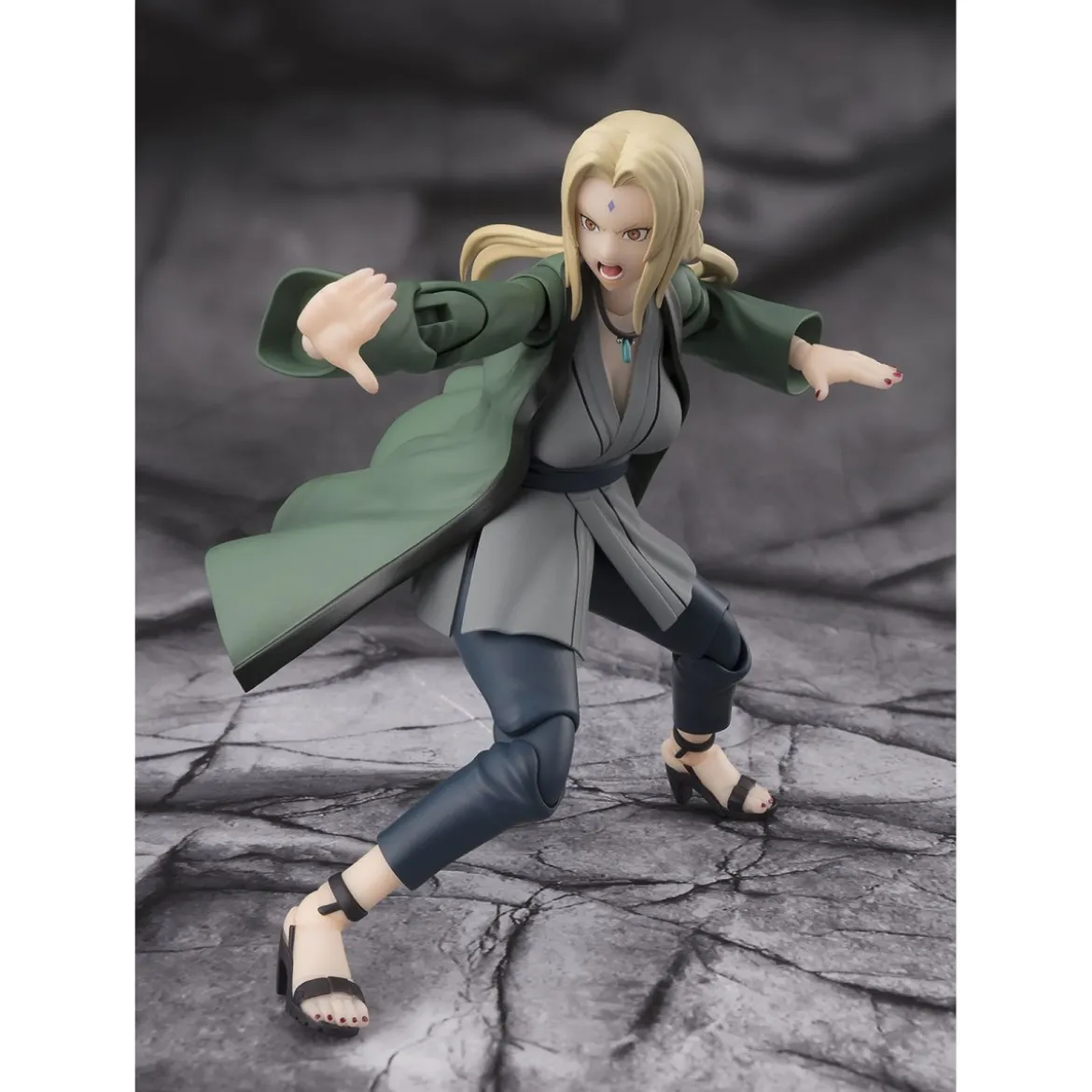 Bandai Tamashii - Tsunade -The Legendary Medical Ninja - SH Figuarts SHF