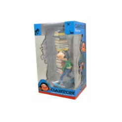 collectoys - Gaston Lagaffe - GASTON PORTANT UNE PILE DE LIVRES