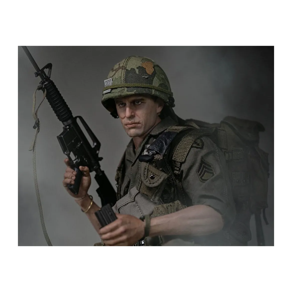 DAMTOYS - Platoon - Staff Sergeant Barnes 1/6 Collectible