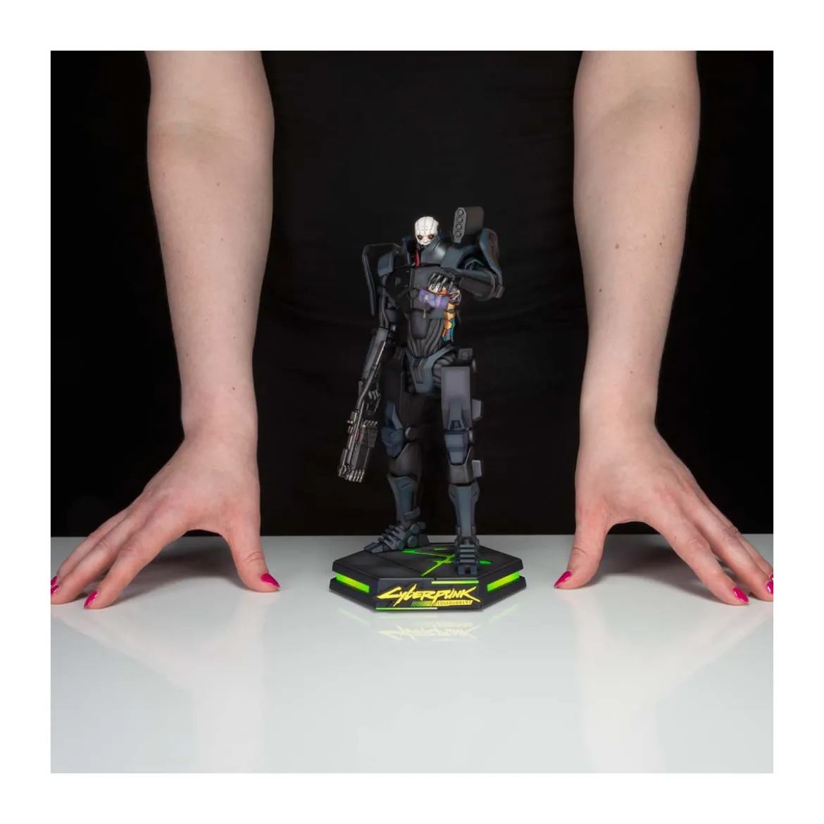 Dark Horse - ADAM SMASHER PVC Statue - Cyberpunk Edgerunners