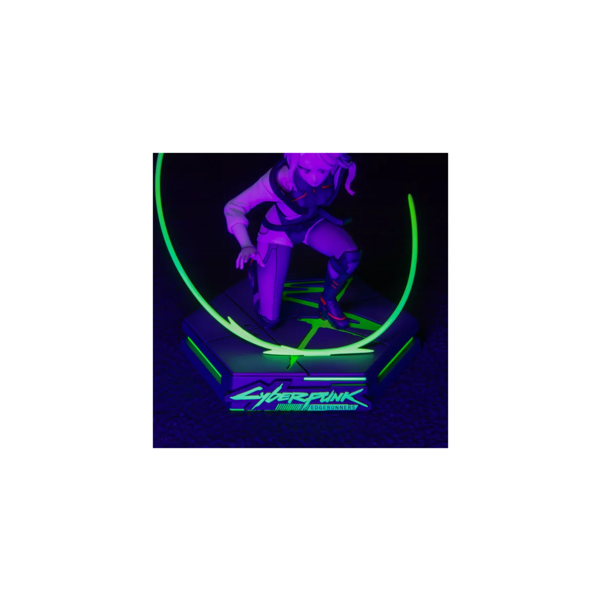 Dark Horse - LUCY PVC Statue - Cyberpunk Edgerunners