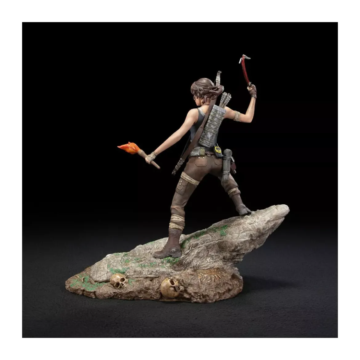 Dark Horse - Tomb Raider - Lara Croft Survivor Era