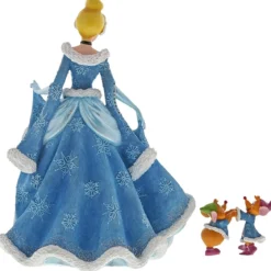 Disney Haute Couture - Statue Cendrillon en robe d'hiver avec Gus et Jack - 21cm