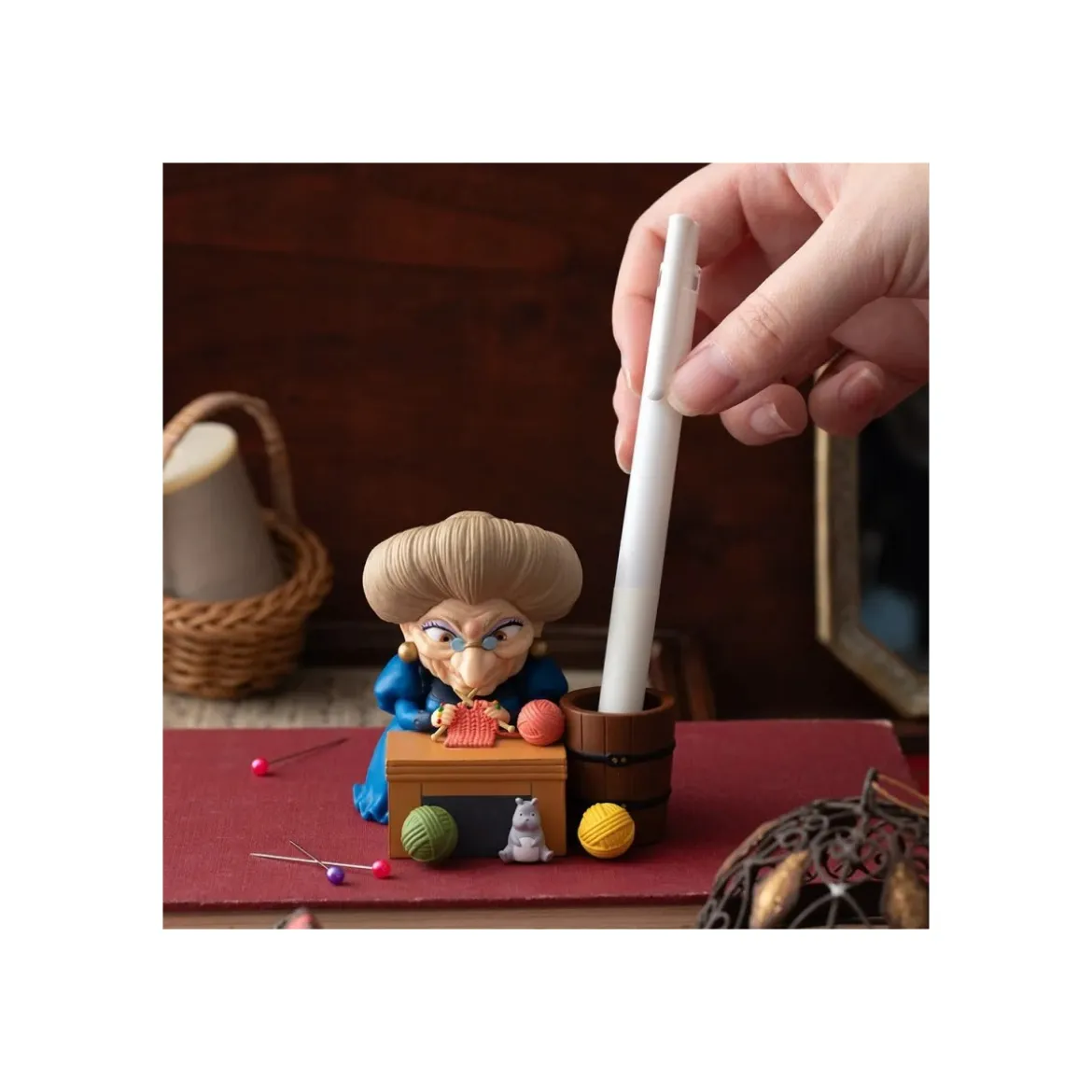 Ensky - Figurine pot à crayon Yubaba Tricote - Le Voyage de Chihiro - Maison Ghibli