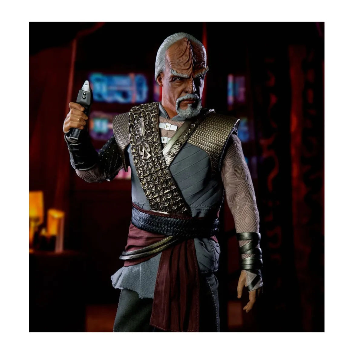 EXO-6 - Star Trek: Picard - Pacifist Worf 1/6