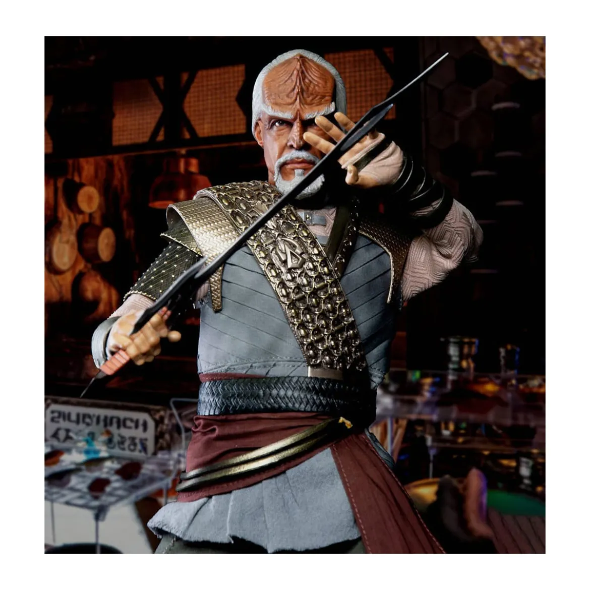 EXO-6 - Star Trek: Picard - Pacifist Worf 1/6