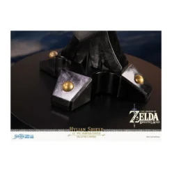 First 4 Figures - Zelda - Hylian Shield Collector's Edition - Breath of the Wild PVC statue