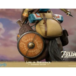 First 4 Figures - Zelda - The Legend of Zelda: Breath of The Wild - Link on Horseback (Standard Edition)