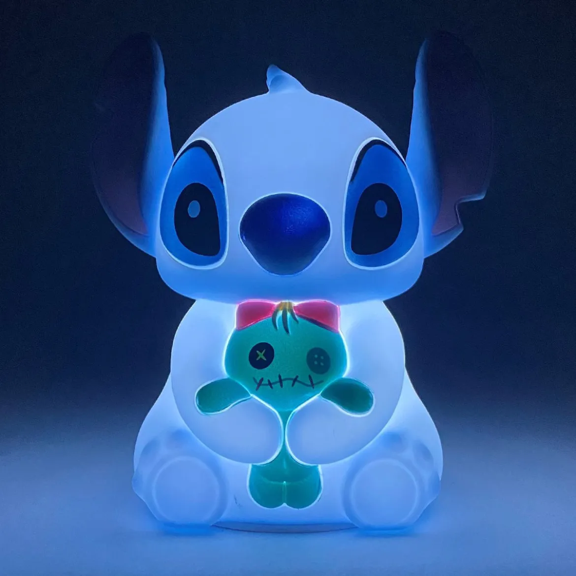 Grand Jester Studios Lilo et Stitch - Figurine lumineuse Stitch et Souillon.
