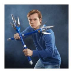 Hasbro - BLUE RANGER POWER LANCER 1:1 - Mighty Morphin Power Rangers Lightning Collection