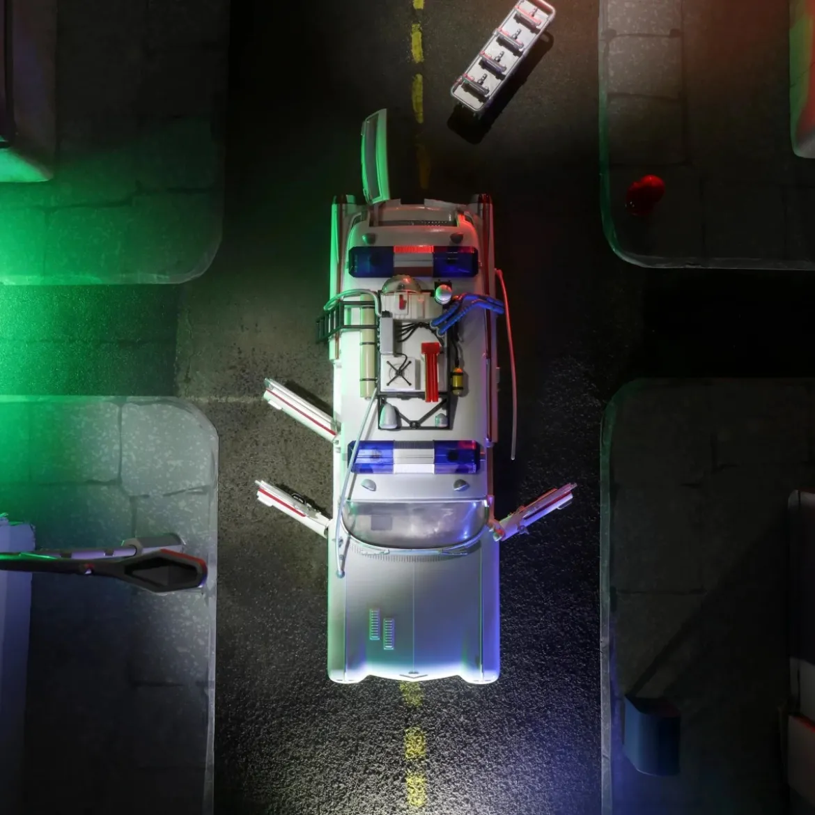 Hasbro - Ghostbusters 1984 - Plasma Series 40th Anniversary ECTO-1 1/15
