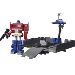 Hasbro - Transformers Generations G1 - Optimus Prime