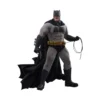 Hot Toys - BATMAN - Batman: The Dark Knight Returns Comic Masterpiece 1/6