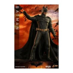 Hot Toys Batman Begins - Batman Exclusive Movie Masterpiece 1/6