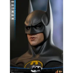 Hot Toys - Batman Le Défi (1992) Deluxe version Figurine 1/6