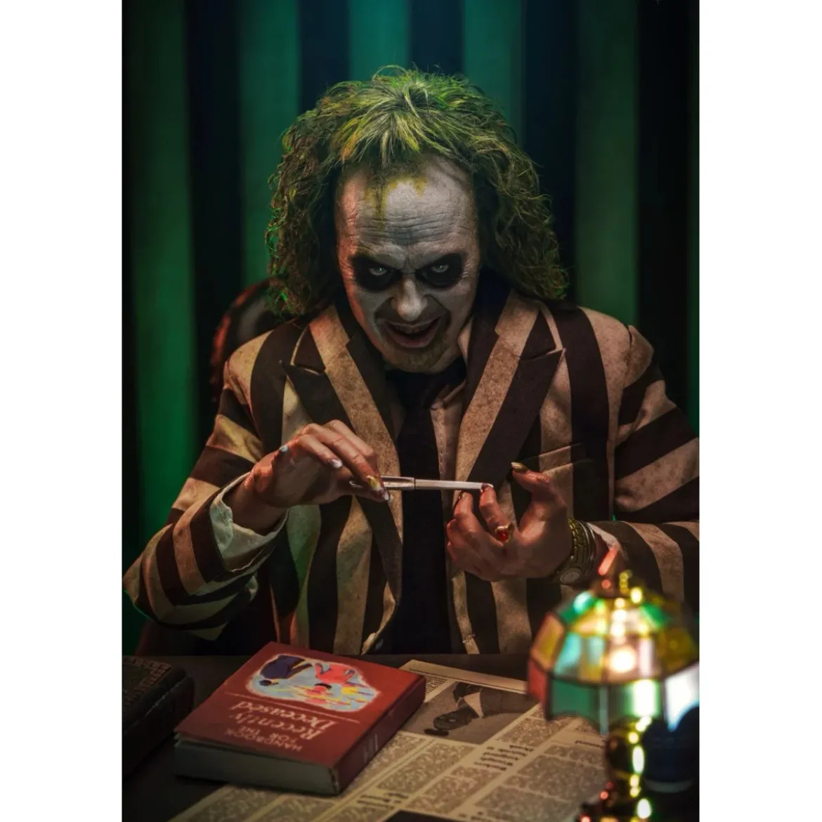Hot Toys - Beetlejuice MMS 1/6 - Beetlejuice Beetlejuice