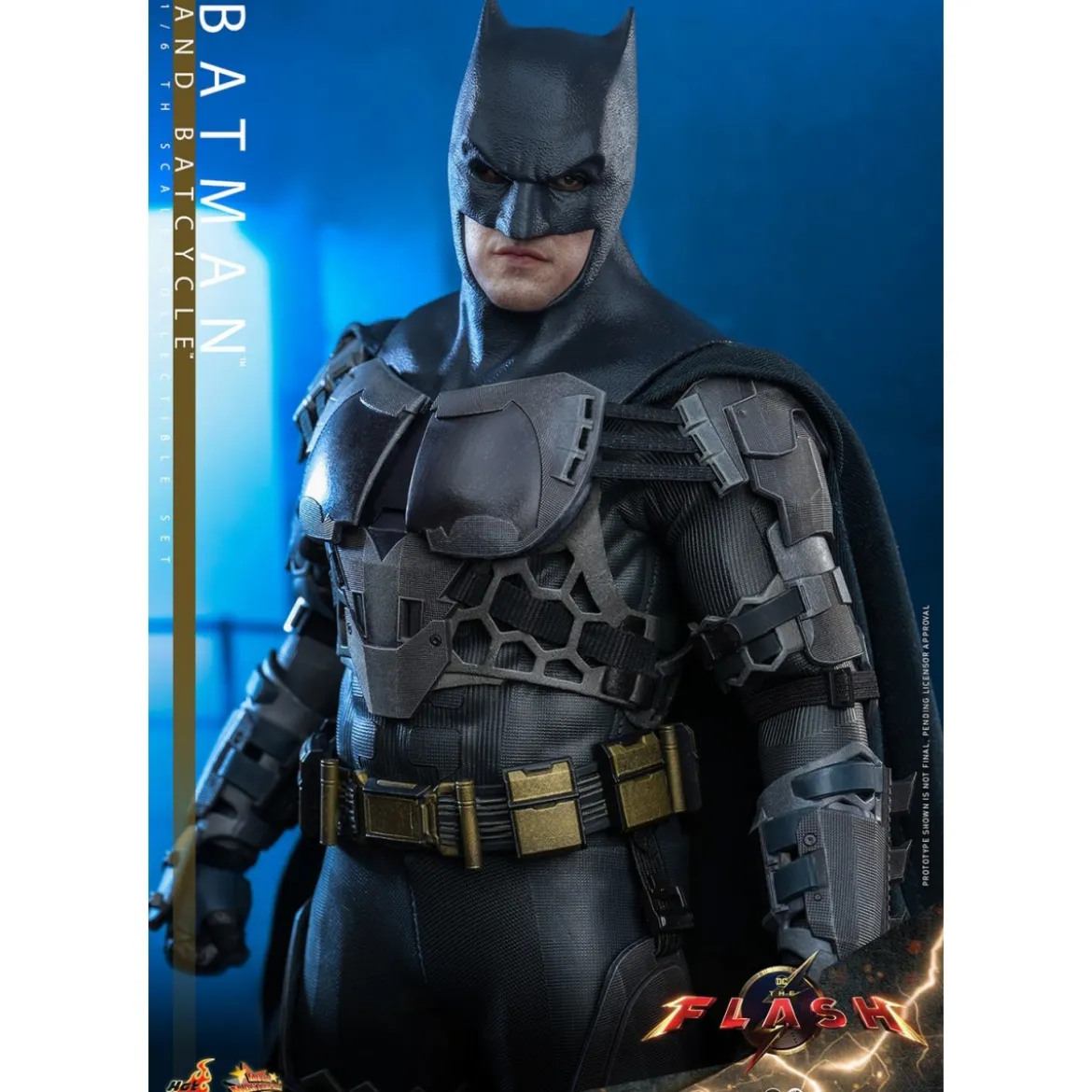 Hot Toys - DC Comics - Batman (Affleck) and Batcycle 1:6 Scale Figure Set The Flash - Movie Masterpiece 1/6