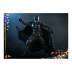 Hot Toys - DC Comics - Batman (Affleck) and Batcycle 1:6 Scale Figure Set The Flash - Movie Masterpiece 1/6