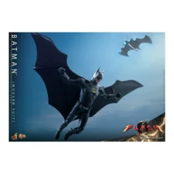 Hot Toys - DC Comics - Batman Modern Suit (Keaton) The Flash - Movie Masterpiece 1/6