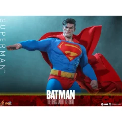 Hot Toys - SUPERMAN - Batman: The Dark Knight Returns Comic Masterpiece 1/6