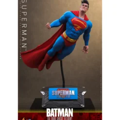 Hot Toys - SUPERMAN - Batman: The Dark Knight Returns Comic Masterpiece 1/6