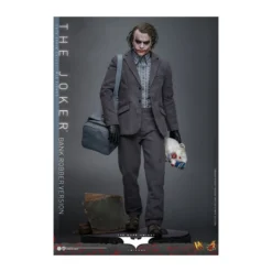 Hot Toys - The Dark Knight - The Joker (Bank Robber Version) MMS 1/6