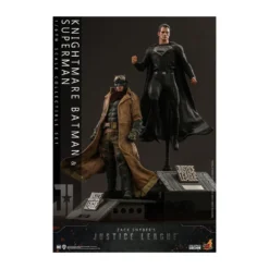 Hot Toys - Zack Snyder - Justice League Knightmare Batman and Superman