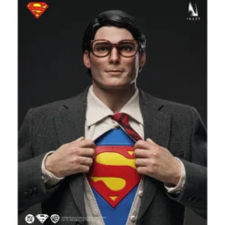INART - Superman & Clark Kent 1978 1/6 Scale Collectible Figurine