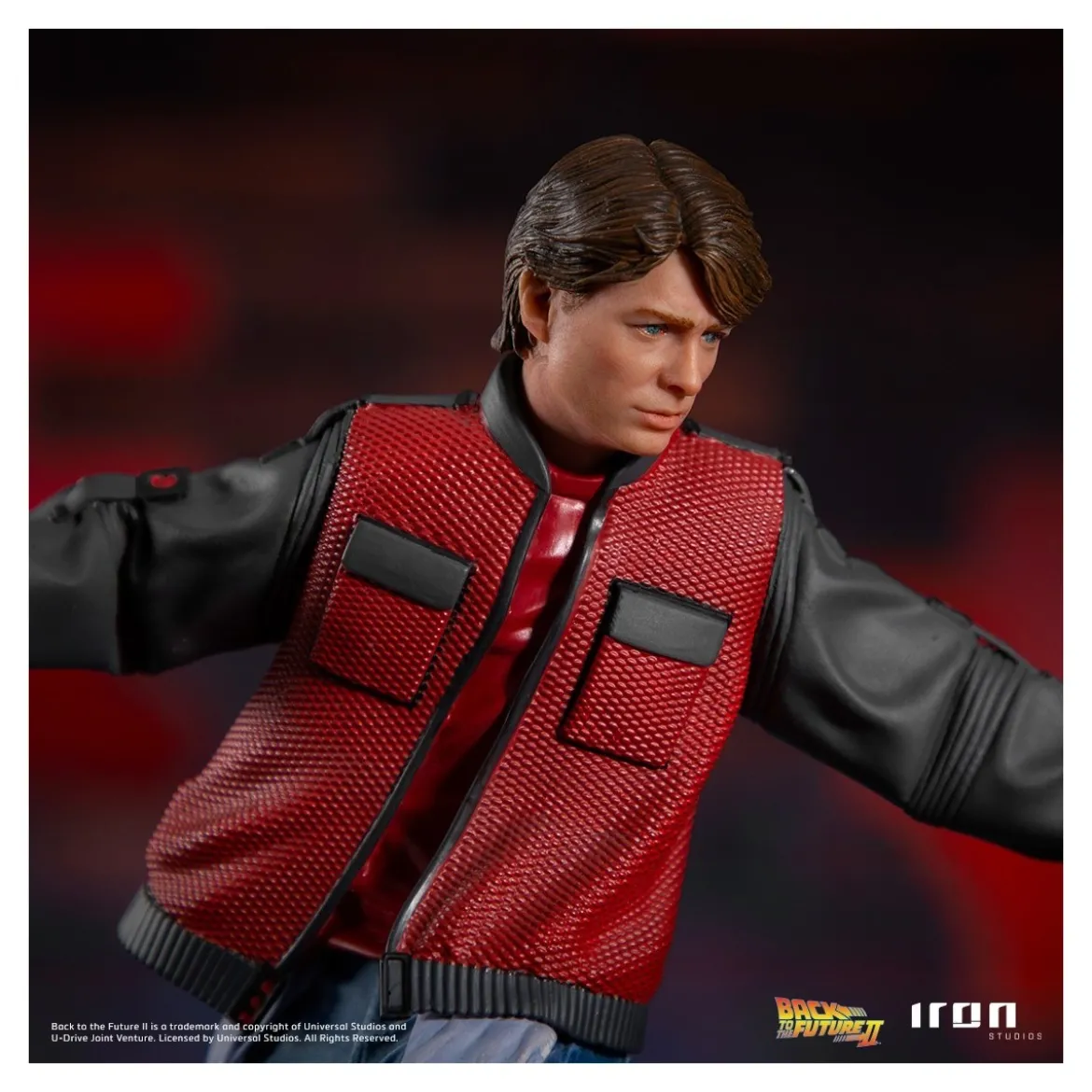Iron Studios - BTTF 2 - Marty McFly sur Hoverboard Back to the Future Part II