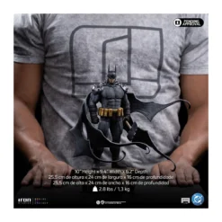 Iron Studios - DC Comics - Absolute Batman Art Scale Art Scale 1/10