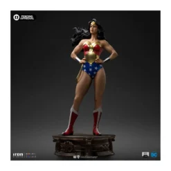 Iron Studios DC Comics - WONDER WOMAN DC TRINITY - Legacy Replica 1/4