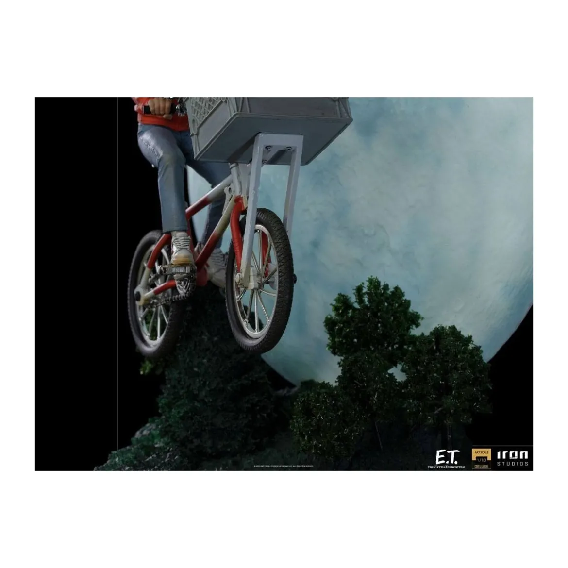 Iron Studios - ET & Elliot - E.T. The Extra-Terrestrial 1/10 Deluxe Art Scale