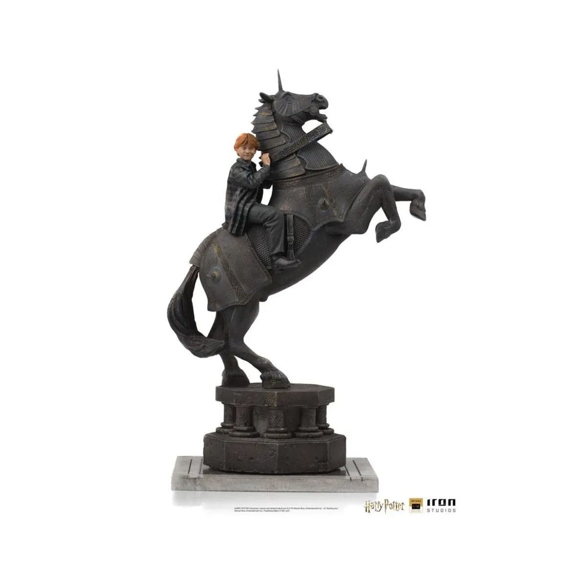 Iron Studios - Harry Potter - Ron Weasley at the Wizard Chess BDS Deluxe Art Scale 1/10