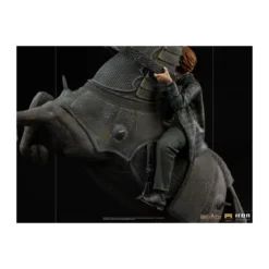Iron Studios - Harry Potter - Ron Weasley at the Wizard Chess BDS Deluxe Art Scale 1/10