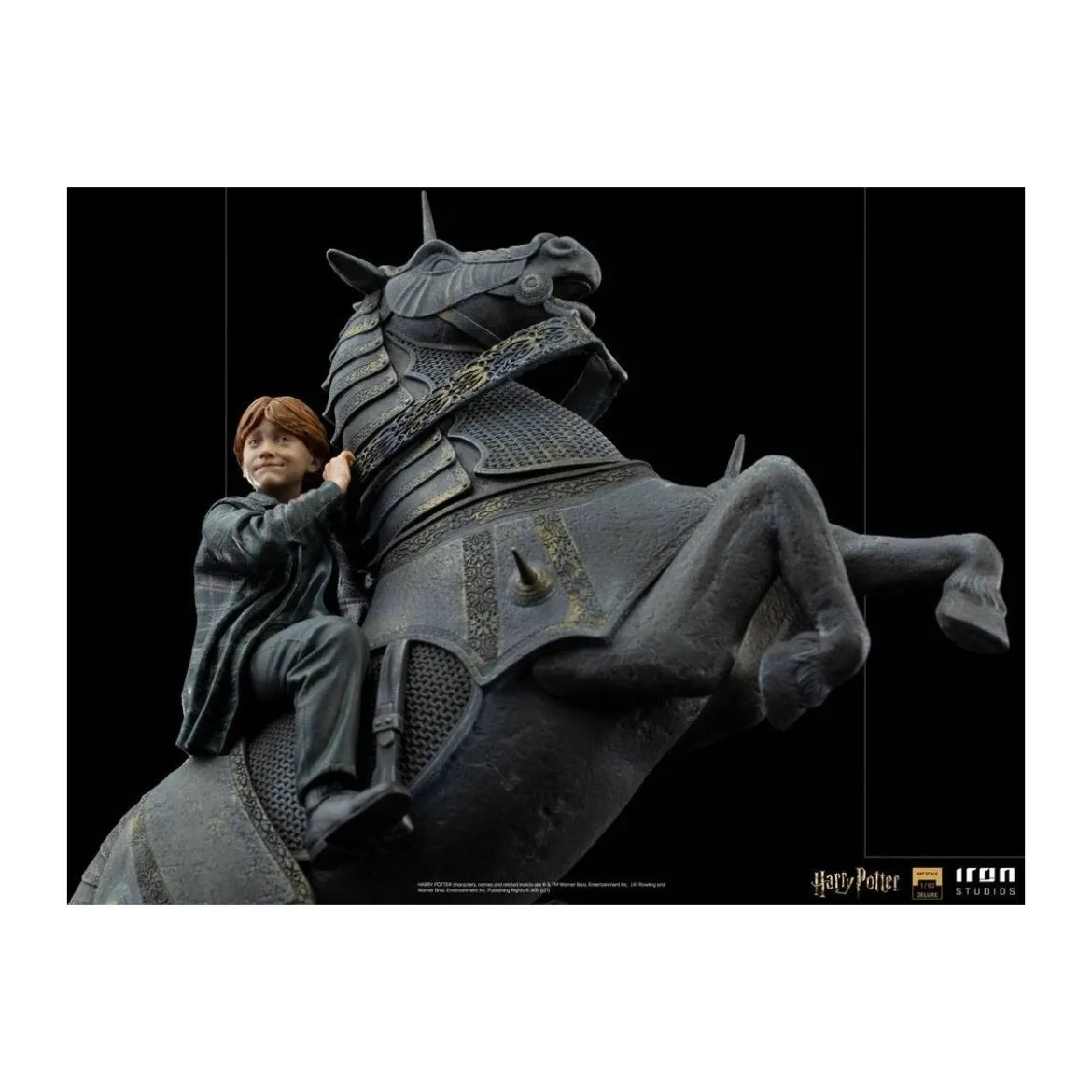 Iron Studios - Harry Potter - Ron Weasley at the Wizard Chess BDS Deluxe Art Scale 1/10