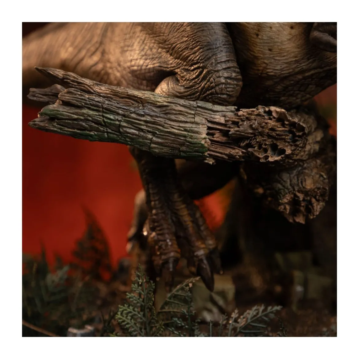 Iron Studios - Jurassic Park Demi Art Scale T-Rex Chase 1/20