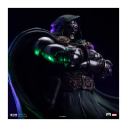 Iron Studios Marvel - DR. Doom 1/10 BDS Art Scale - Infinity Gauntlet Diorama