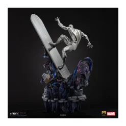 Iron Studios Marvel - Silver Surfer Deluxe Art Scale 1/10 - Infinity Gauntlet Diorama