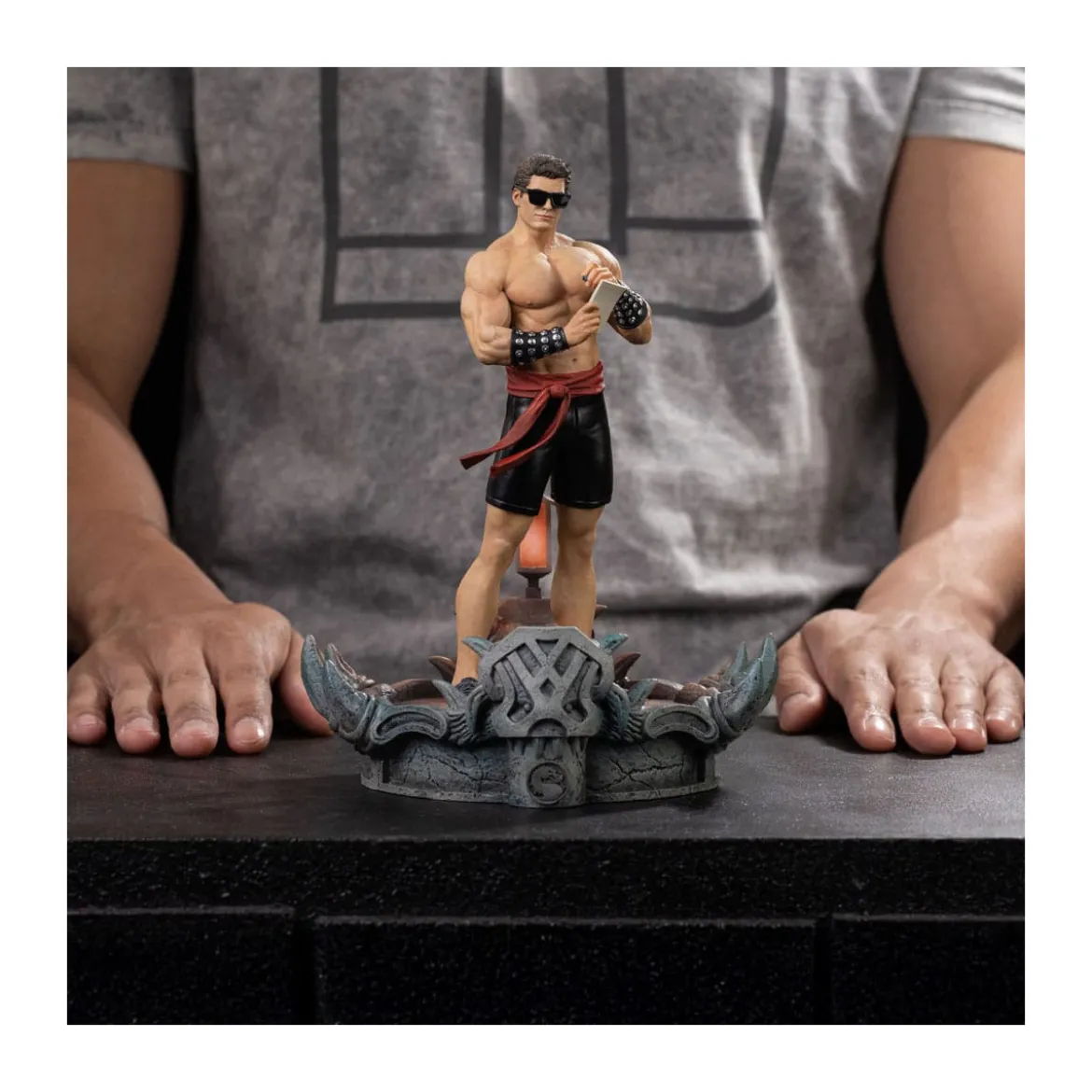 Iron Studios - Mortal Kombat - Johnny Cage Art Scale 1/10