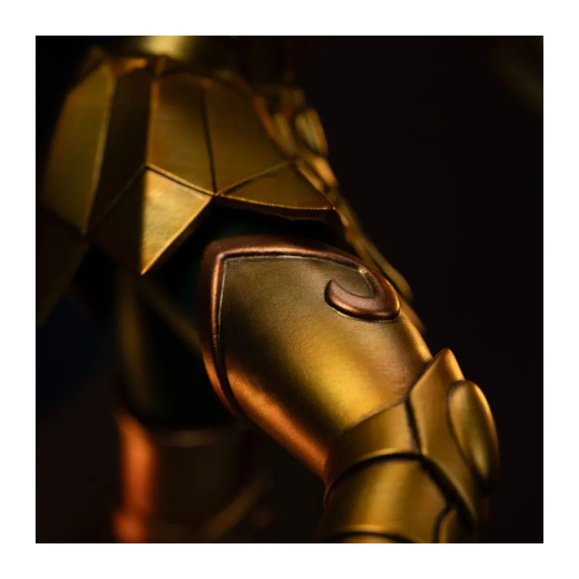 Iron Studios - Saint Seiya - Scorpio Milo BDS Art Scale 1/10 - Les Chevaliers du Zodiaque Milo du Scorpion