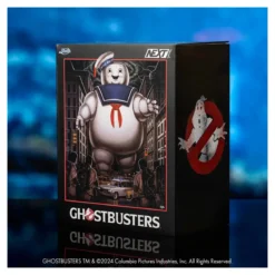 Jada Toys - Ghostbusters Stay Puft marshmallow man with Cadillac Ecto-1 - Nano Scene 1/64