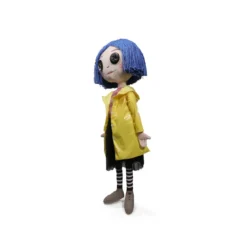 Kidrobot Coraline - Coraline with Button Eyes - Poupée taille reelle 1/1