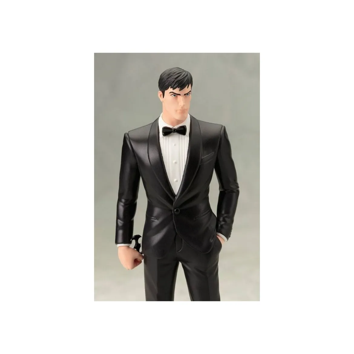 Kotobukiya DC Comics - statue Bruce Wayne in Tuxedo SDCC 2016 - ARTFX+ 1/10 - 21cm