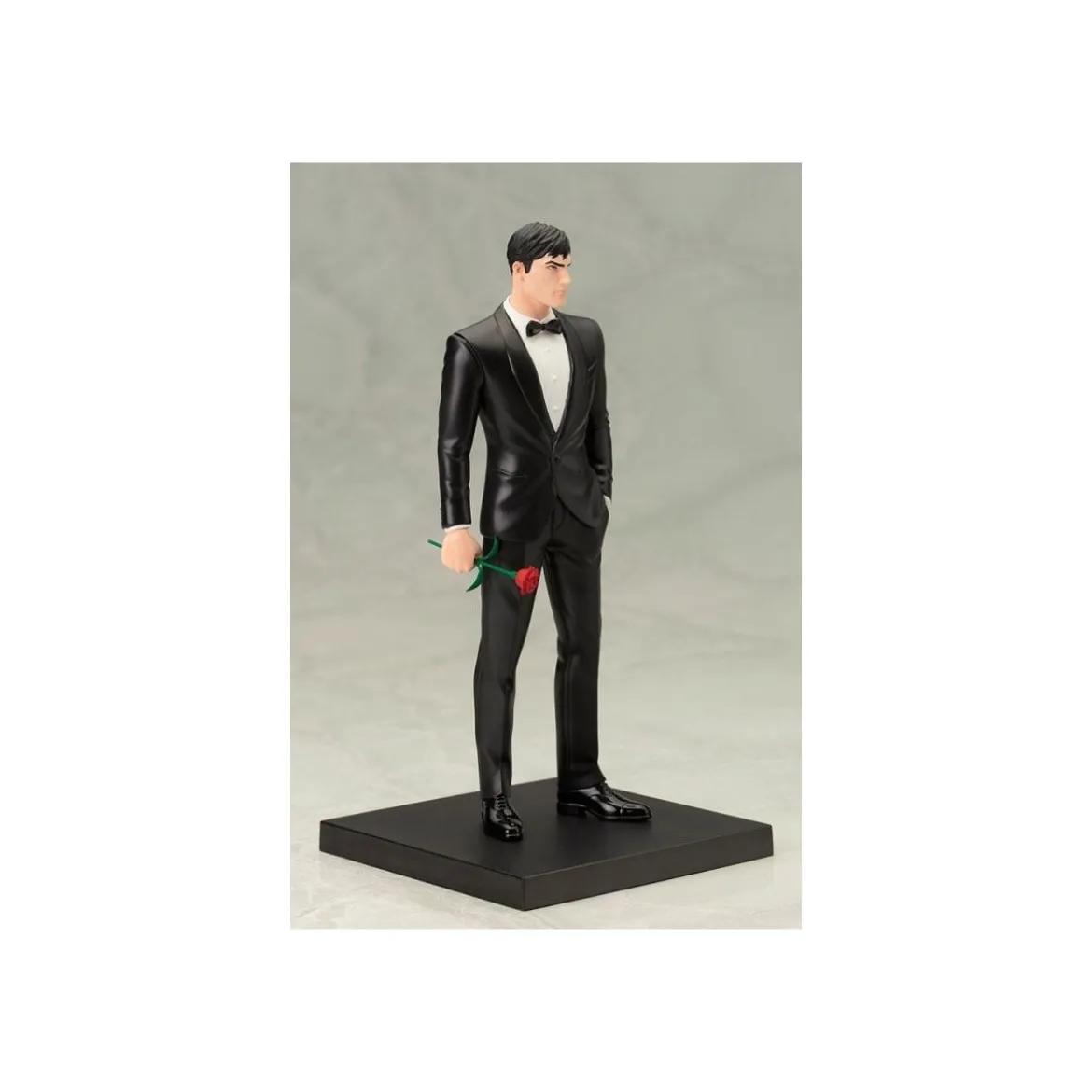 Kotobukiya DC Comics - statue Bruce Wayne in Tuxedo SDCC 2016 - ARTFX+ 1/10 - 21cm