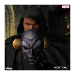 Mezco One 12 - Doctor Doom - Docteur Fatalis
