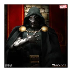 Mezco One 12 - Doctor Doom - Docteur Fatalis