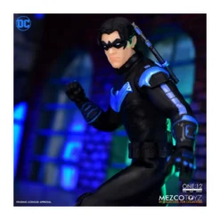 Mezco One 12 - NIGHTWING - DC Comics