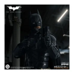 Mezco One 12 - The Dark Knight - BATMAN - DC Comics